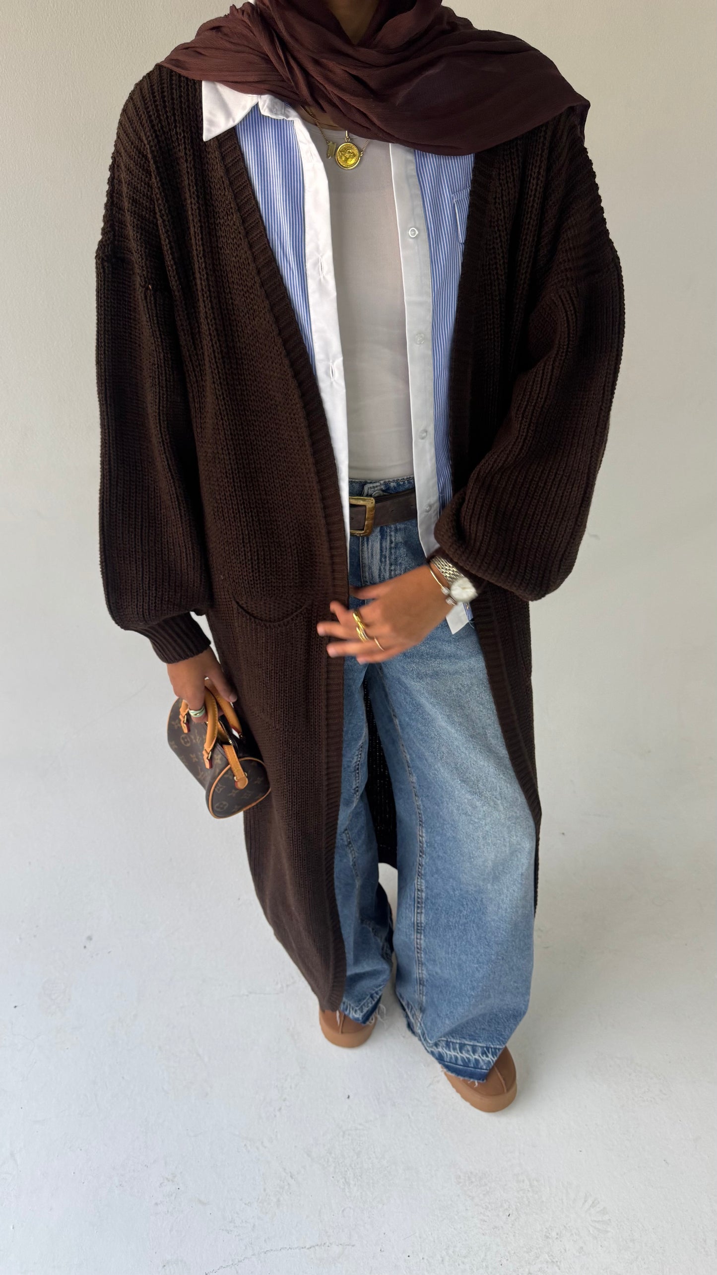 The knit cardigan - in Chocolate