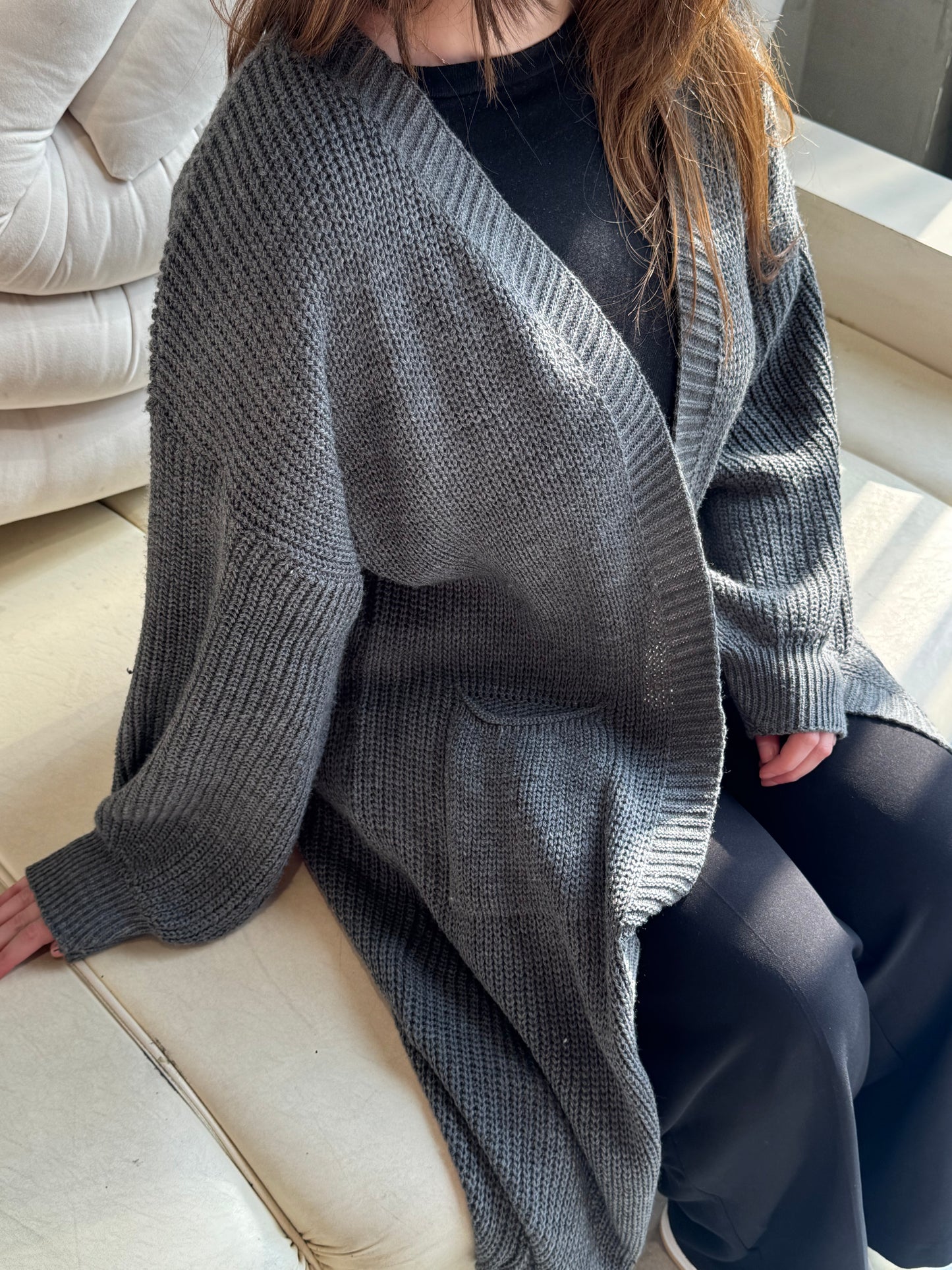 The knit cardigan - in Dawn